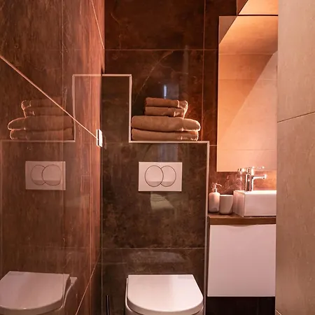 公寓 Venus With Jacuzzi And Sauna - Center *