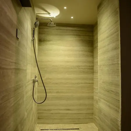 Daire Venus With Jacuzzi And Sauna - Center *